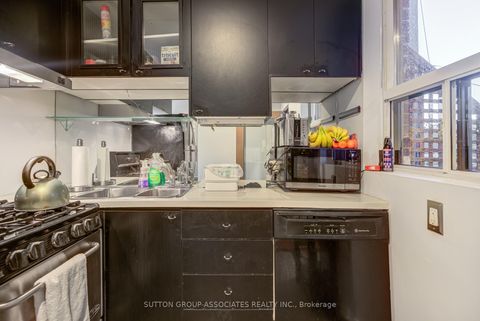 Photo 8 at 224 Lippincott Street, University, Toronto