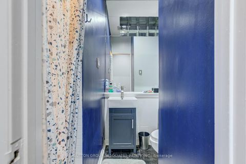 Photo 10 at 224 Lippincott Street, University, Toronto