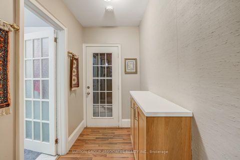 Photo 24 at 224 Lippincott Street, University, Toronto