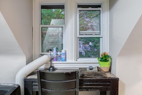 Photo 37 at 224 Lippincott Street, University, Toronto