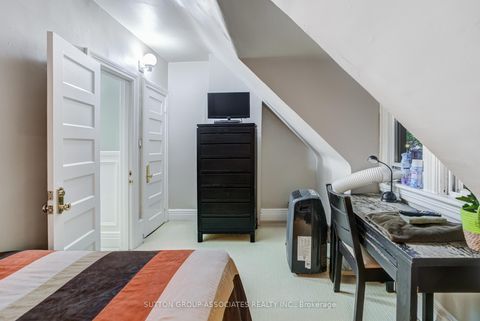 Photo 38 at 224 Lippincott Street, University, Toronto