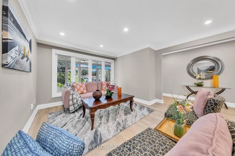 Photo 2 at 422 Maple Leaf Drive, Maple Leaf, Toronto