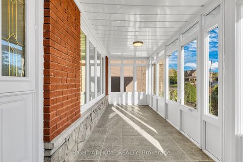 Photo 29 at 422 Maple Leaf Drive, Maple Leaf, Toronto