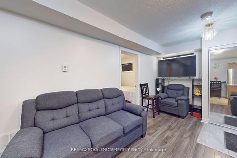 Photo 5 at 106 - 1795 Markham Road, Malvern, Toronto