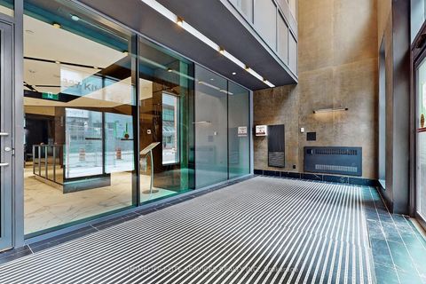 Photo 5 at 702 - 327 King Street W, Waterfront Communities C1, Toronto