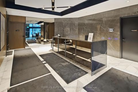Photo 8 at 702 - 327 King Street W, Waterfront Communities C1, Toronto