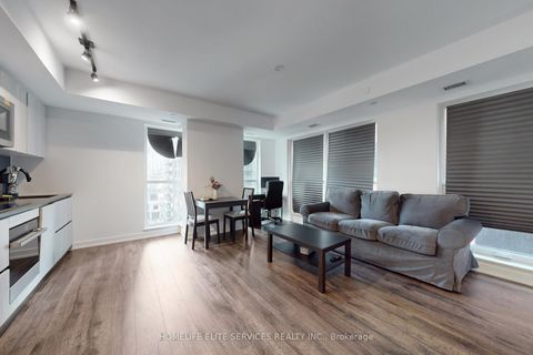 Photo 15 at 702 - 327 King Street W, Waterfront Communities C1, Toronto Photo 15 at 702 - 327 King Street W, Waterfront Communities C1, Toronto