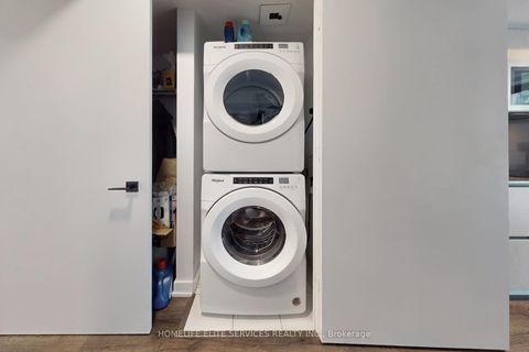 Photo 33 at 702 - 327 King Street W, Waterfront Communities C1, Toronto Photo 33 at 702 - 327 King Street W, Waterfront Communities C1, Toronto