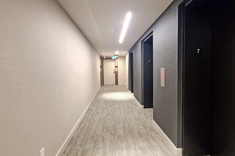 Photo 38 at 702 - 327 King Street W, Waterfront Communities C1, Toronto