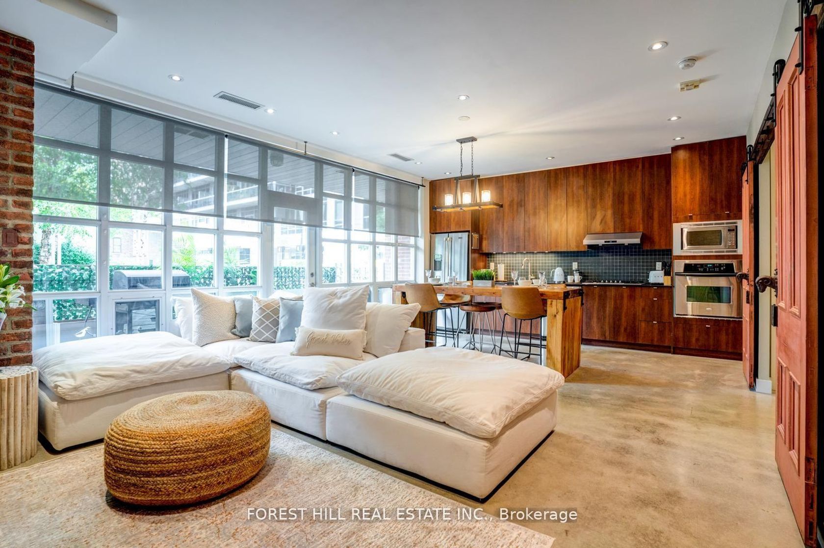 103 - 23 Brant Street, Waterfront Communities C1, Toronto 