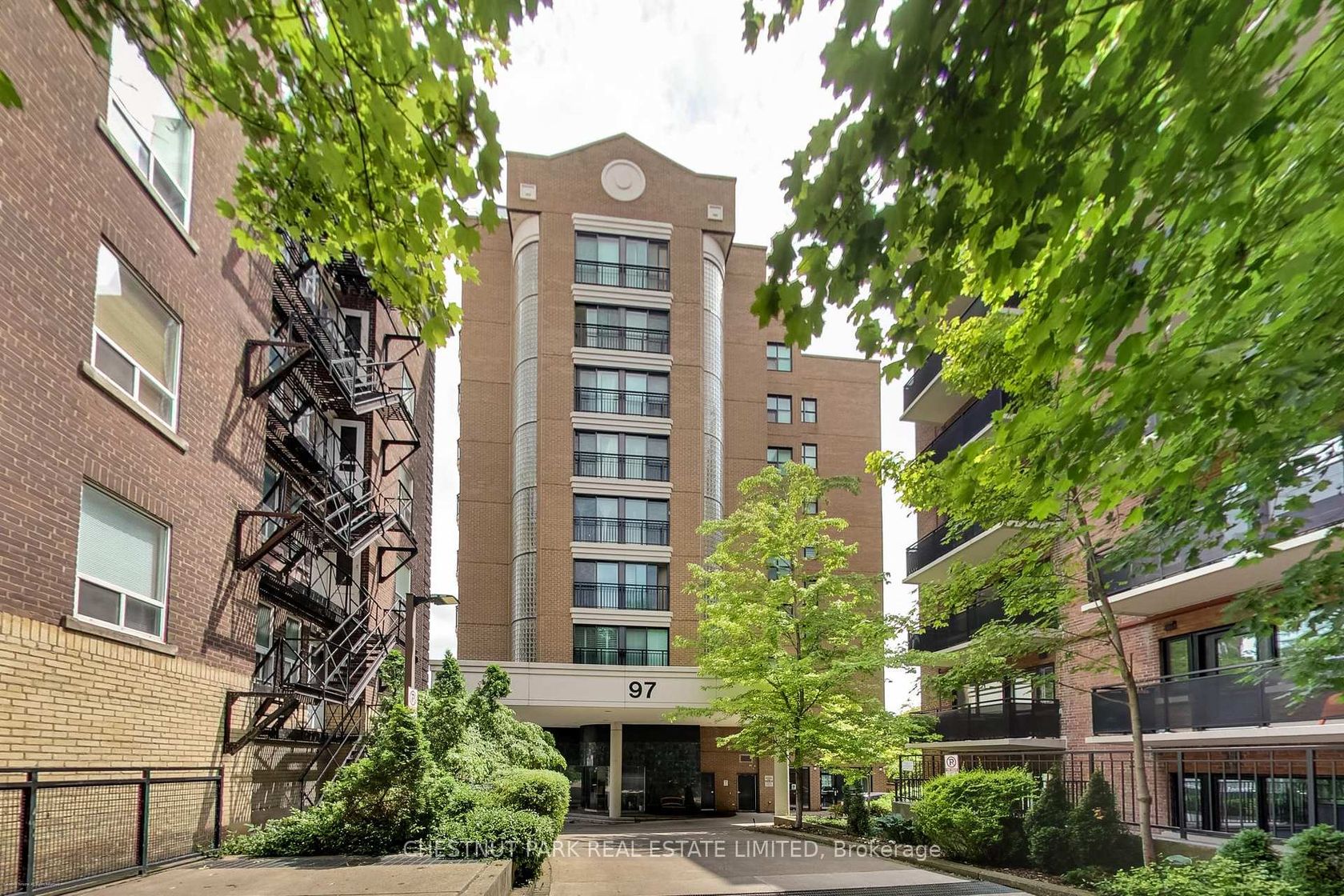 201 - 97 Lawton Boulevard, St. Clair, Toronto 