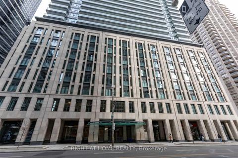 Photo 1 at 1518 - 955 Bay Street, Bay Street Corridor, Toronto