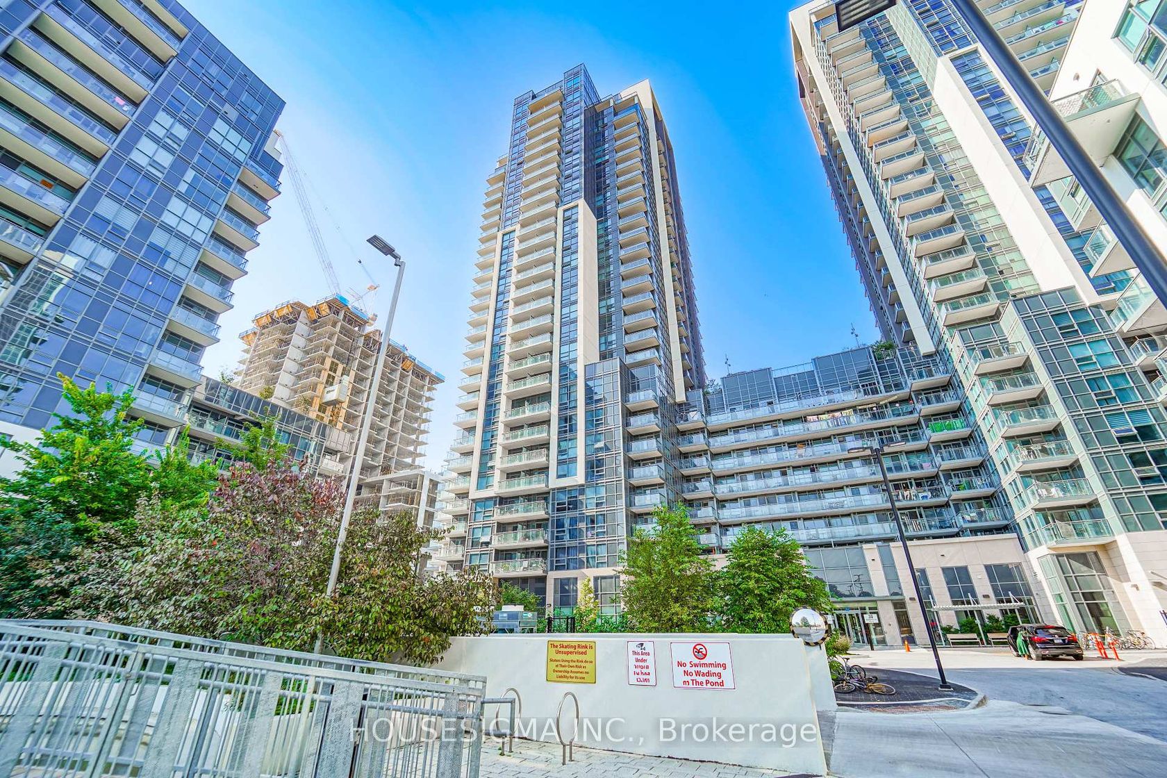 226 - 20 Meadowglen Place, Woburn, Toronto 