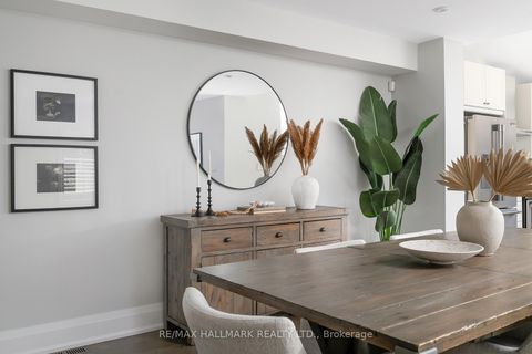 Photo 13 at 29 Lesmount Avenue, East York, Toronto