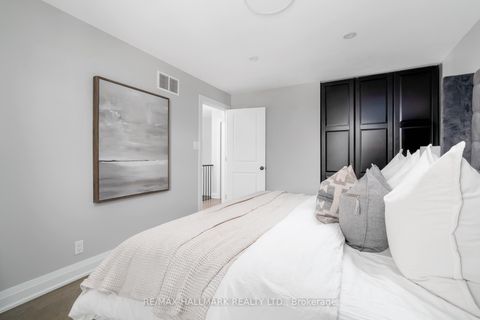 Photo 28 at 29 Lesmount Avenue, East York, Toronto