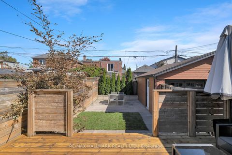 Photo 41 at 29 Lesmount Avenue, East York, Toronto
