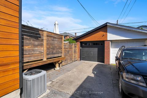 Photo 49 at 29 Lesmount Avenue, East York, Toronto