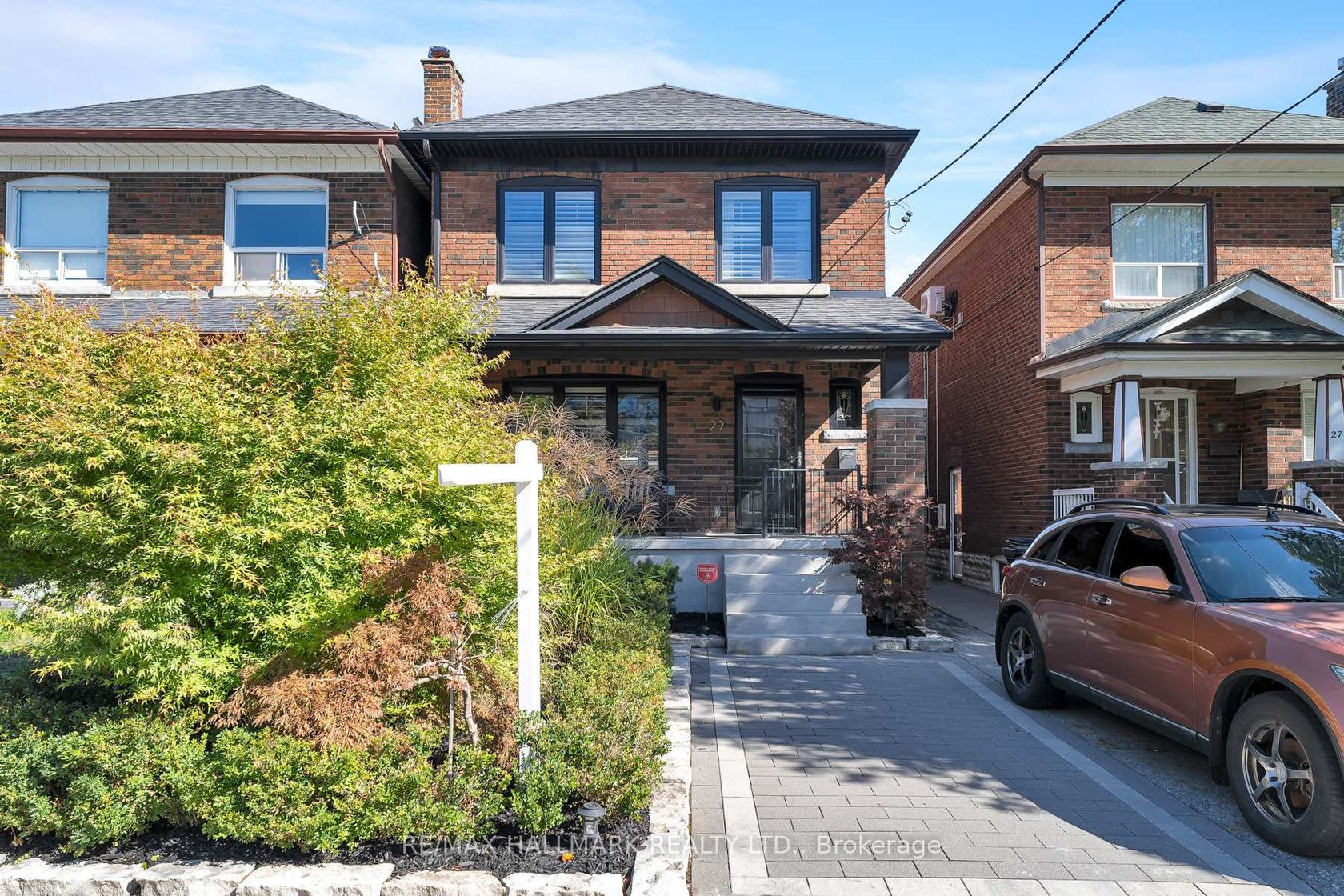 29 Lesmount Avenue, East York, Toronto by Alessia Polo 29 Lesmount Avenue, East York, Toronto