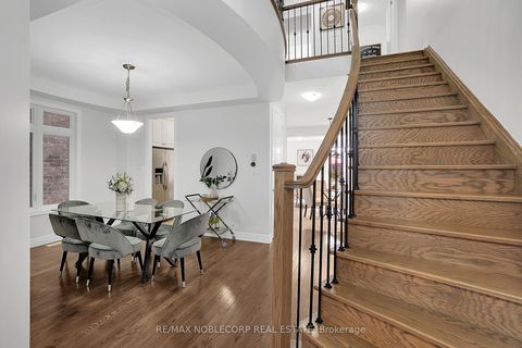 Photo 4 at 54 Wells Orchard Crescent, King City, King