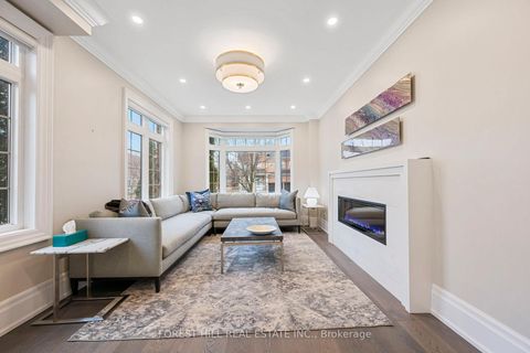 Photo 4 at 75 Strauss Road, Patterson, Vaughan