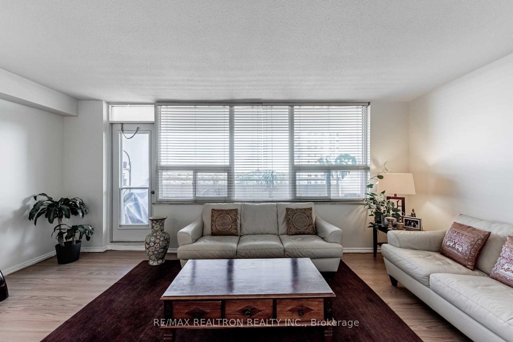 905 - 1360 York Mills Road, Donalda, Toronto 