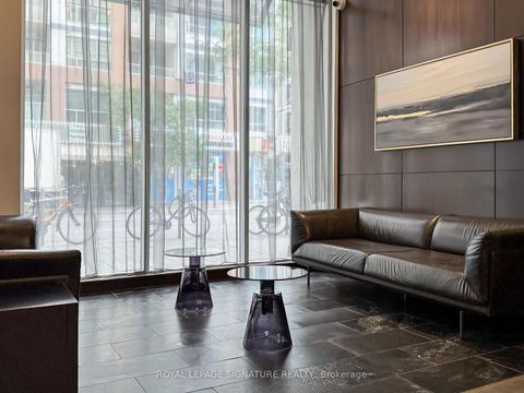 Photo 7 at 525 - 36 Blue Jays Way, Waterfront Communities C1, Toronto