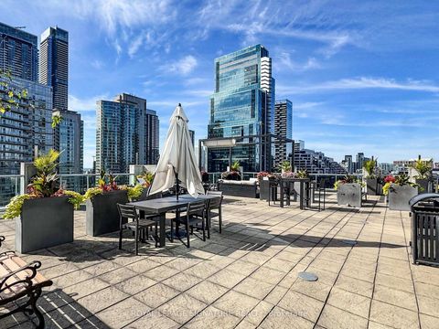 Photo 22 at 525 - 36 Blue Jays Way, Waterfront Communities C1, Toronto