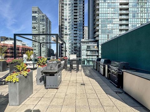 Photo 23 at 525 - 36 Blue Jays Way, Waterfront Communities C1, Toronto