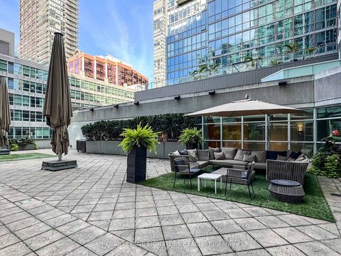 Photo 36 at 525 - 36 Blue Jays Way, Waterfront Communities C1, Toronto