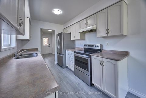 Photo 10 at 6 Pickett Crescent, Painswick North, Barrie