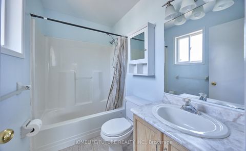 Photo 22 at 6 Pickett Crescent, Painswick North, Barrie