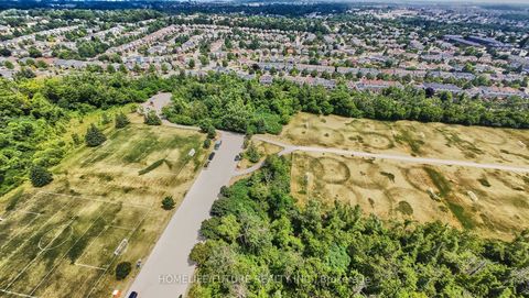 Photo 35 at 6 Pickett Crescent, Painswick North, Barrie