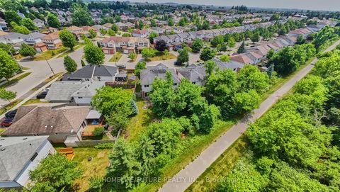 Photo 37 at 6 Pickett Crescent, Painswick North, Barrie