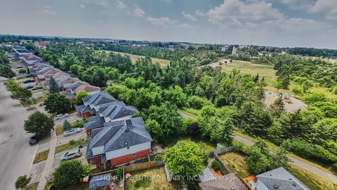 Photo 40 at 6 Pickett Crescent, Painswick North, Barrie