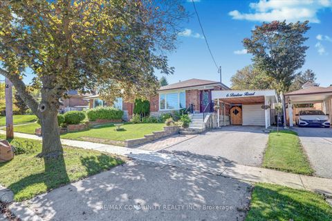 Photo 1 at 6 Barlow Road, Woburn, Toronto