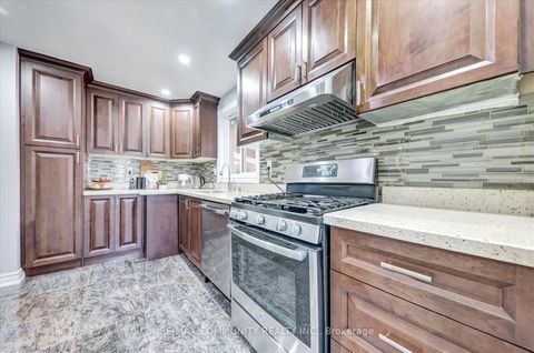Photo 18 at 6 Barlow Road, Woburn, Toronto