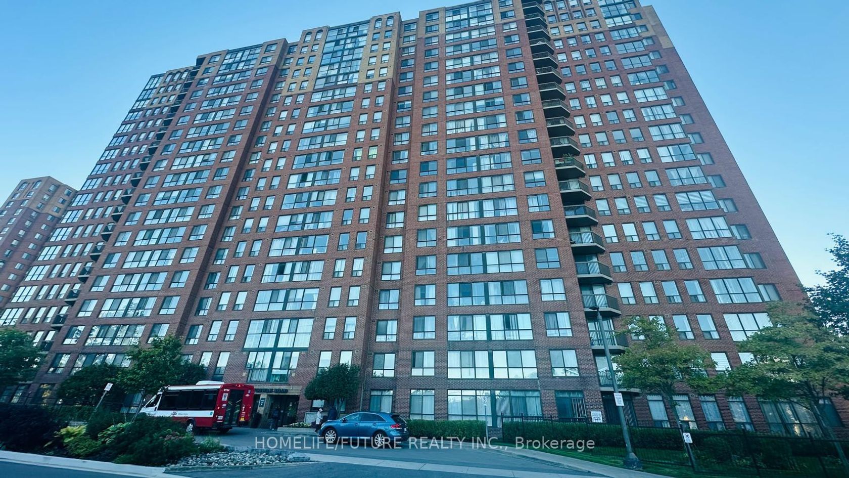 606 - 330 Mccowan Road, Eglinton East, Toronto 