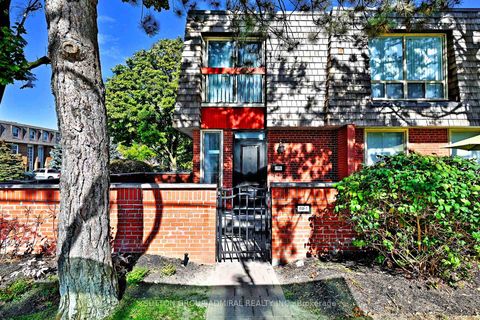 Photo 3 at 1 - 69 Upper Canada Drive, Windfields, Toronto