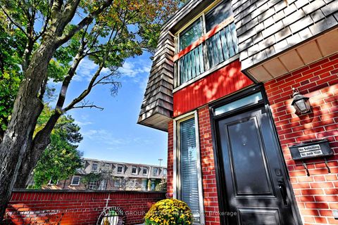 Photo 8 at 1 - 69 Upper Canada Drive, Windfields, Toronto