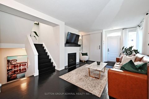 Photo 18 at 1 - 69 Upper Canada Drive, Windfields, Toronto
