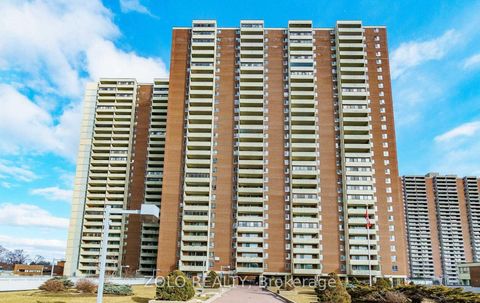 Photo 4 at 1801 - 5 Massey Square, Crescent Town, Toronto