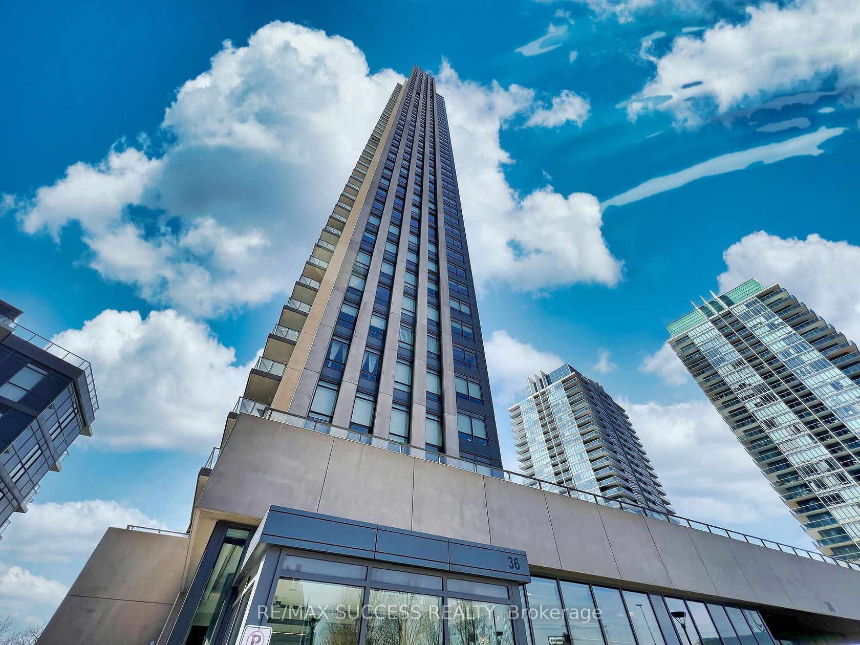 2707 - 36 Park Lawn Road, Mimico, Toronto 