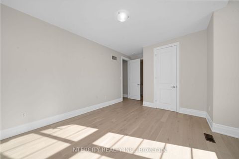 Photo 36 at 2 Pine Heights Drive, Vellore Village, Vaughan