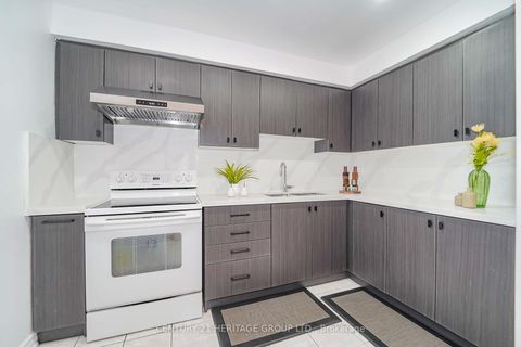 Photo 5 at 176 - 90 Wingarden Court, Malvern, Toronto