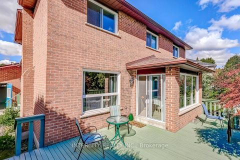 Photo 33 at 21 Marylebone Crescent, Oak Ridges Lake Wilcox, Richmond Hill