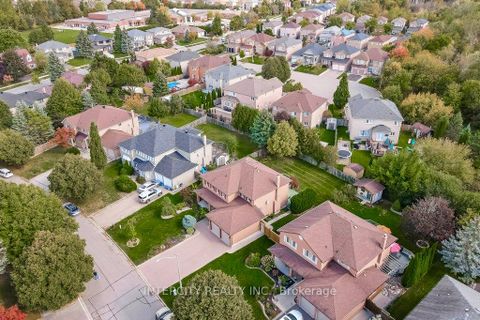 Photo 37 at 21 Marylebone Crescent, Oak Ridges Lake Wilcox, Richmond Hill