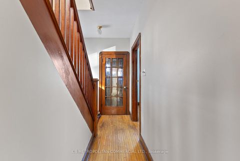 Photo 5 at 17 Augusta Avenue, Chinatown, Toronto
