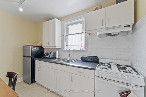 Photo 9 at 17 Augusta Avenue, Chinatown, Toronto