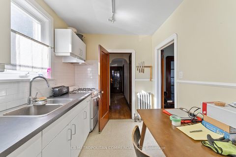 Photo 10 at 17 Augusta Avenue, Chinatown, Toronto