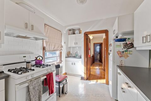 Photo 15 at 17 Augusta Avenue, Chinatown, Toronto